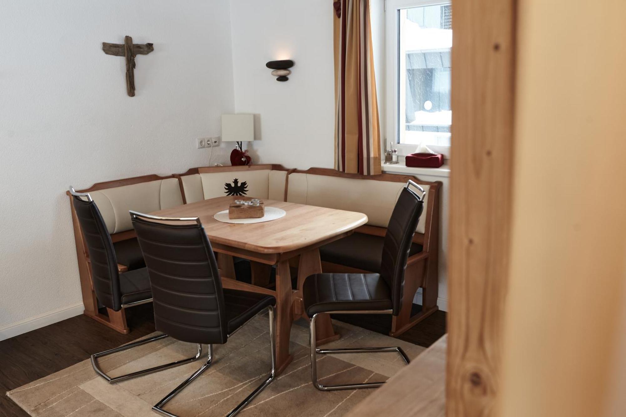 Haus Sepp Gruber Hotel Sankt Anton am Arlberg Room photo